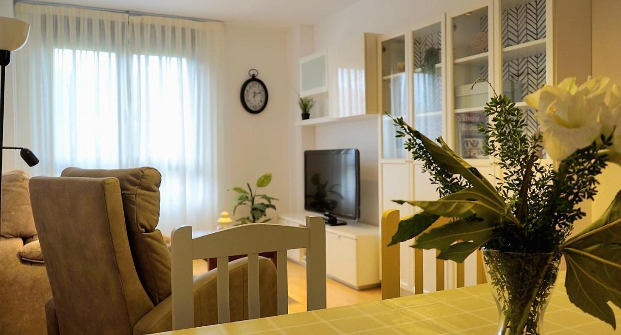 Apartamento Estelas De Cantabria Corrales De Buelna Exterior foto